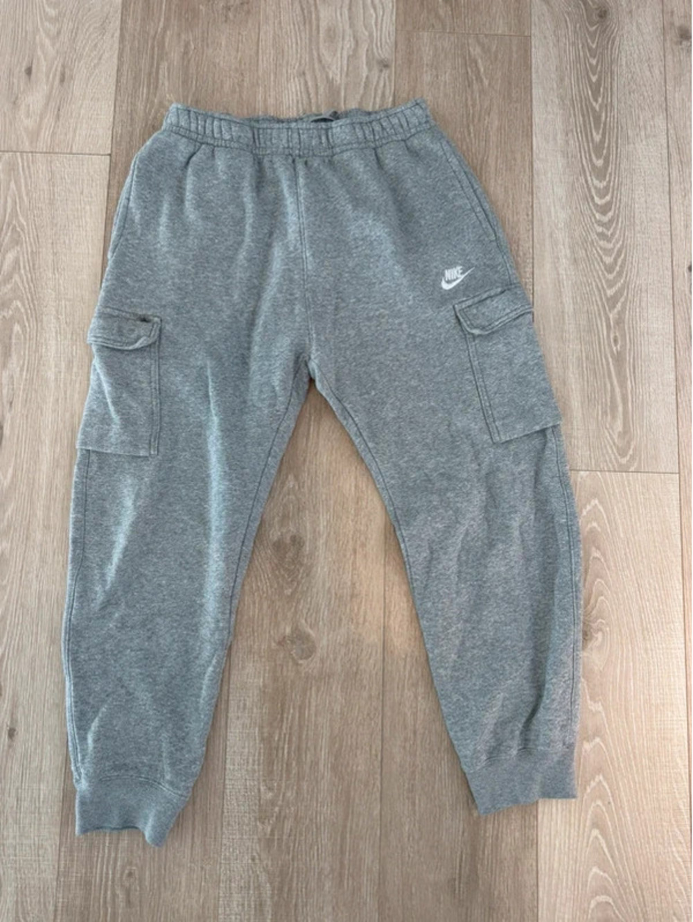 Nike Sportswear Club Fleece Cargo Jogger Sweatpants